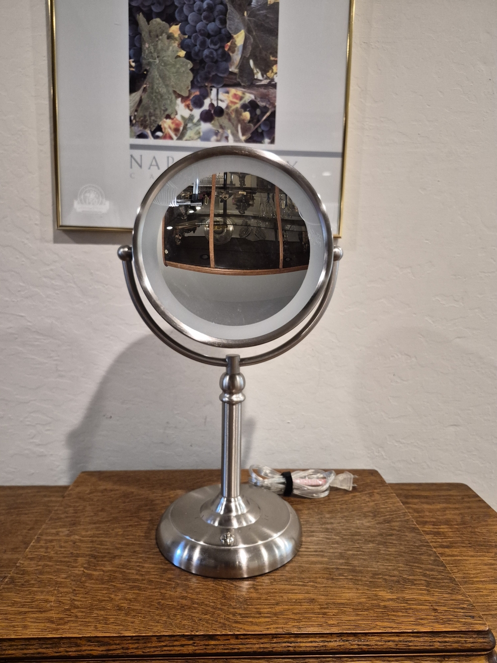 Blackstone Vanity / Cosmetic Mirror - Picture 1 of 11